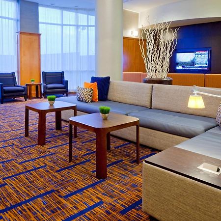 Courtyard By Marriott Toronto Маркем Екстер'єр фото