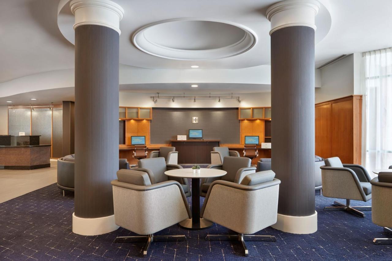 Courtyard By Marriott Toronto Маркем Екстер'єр фото
